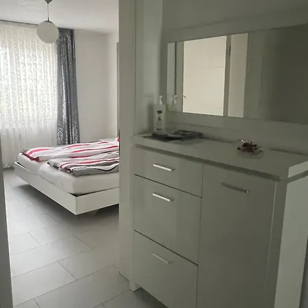 2- Am Bodensee * Friedrichshafen