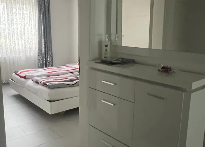 2- Am Bodensee * Friedrichshafen